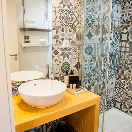 Cozy Nest Studio In City Center Apartment
