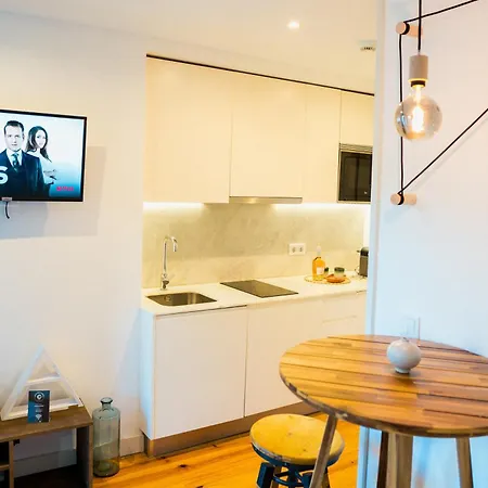 Cozy Nest Studio In City Center Apartment *